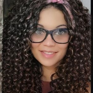 Meet your Posher, Nae